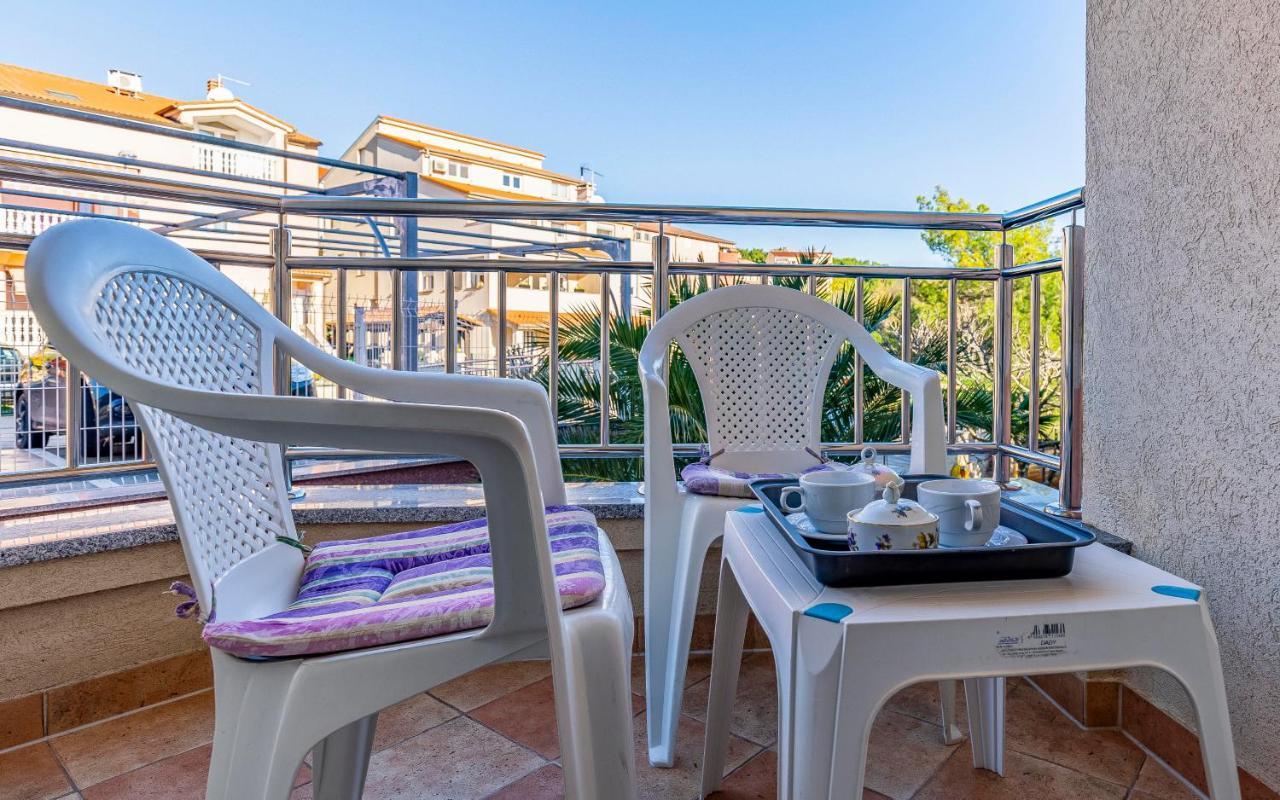 Istriensonne - Apartments Veruda Mit Grillterrasse Pula Exterior foto
